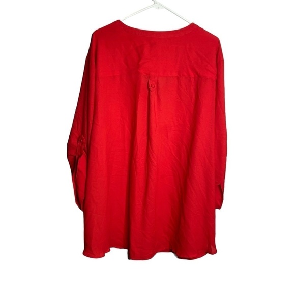 Torrid Red Long Sleeve Georgette 2 Pocket Pullover - Picture 2 of 4